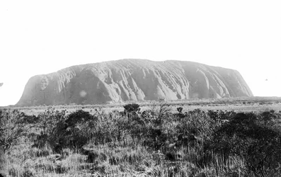 Uluru, Ayers Rock, centrální Austrálie, 1894